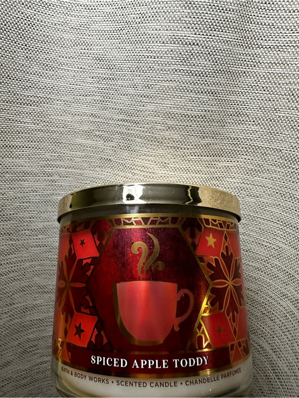 Bath & Body Works Spiced Apple Toddy Candle - Red & Gold